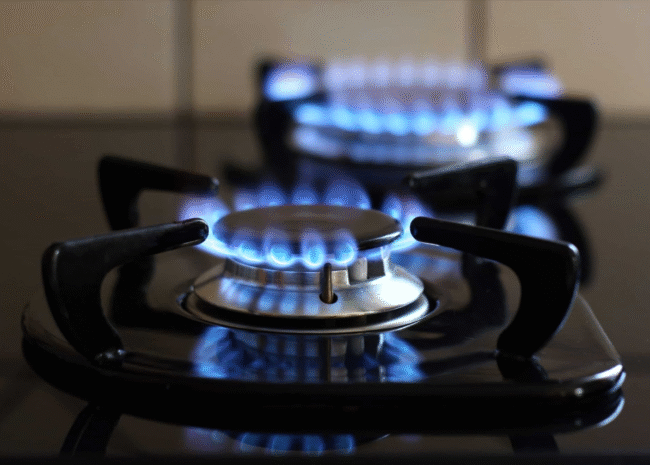 La transition vers la cuisson propre, longtemps retardée en Afrique, échouera sans une refonte en profondeur du mode de financement, de transport et de réglementation du GPL (gaz de pétrole liquéfié) sur le continent.