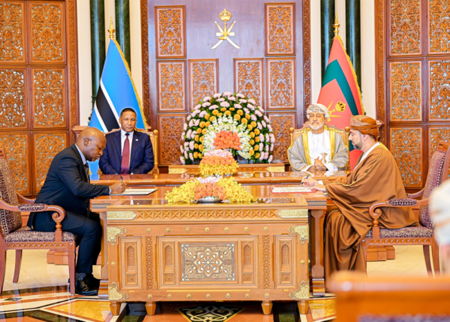 Oman renforce sa présence en Afrique en s’engageant dans le développement de l’énergie solaire et la sécurisation de l’accès à l’énergie au Botswana.